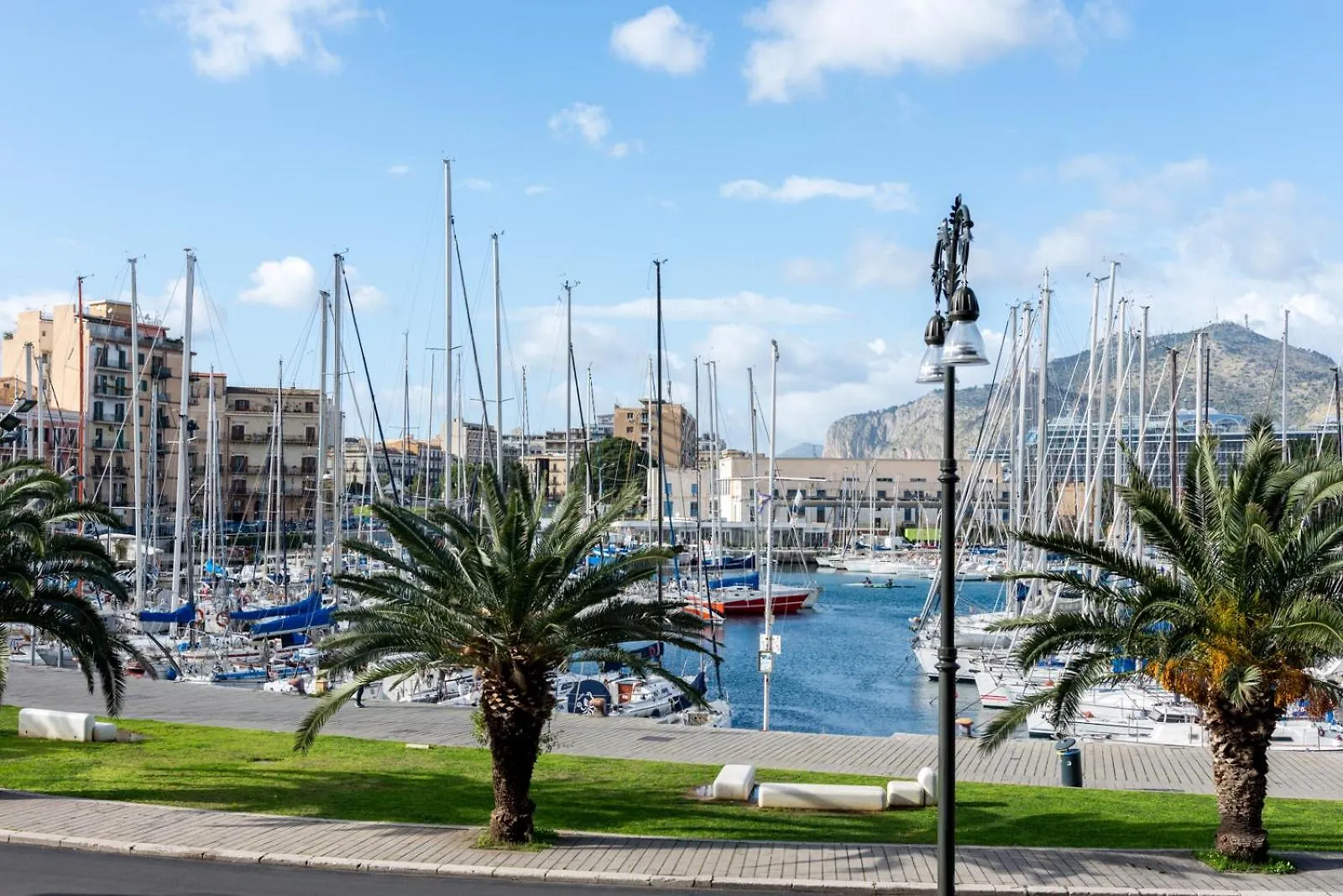Guest house Bella Vista Nel Centro Storico Hotel Palermo Italy